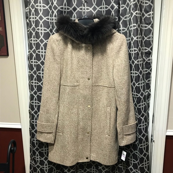 ❄️Tweed Fur Lined Coat❄️ - Picture 3 of 6